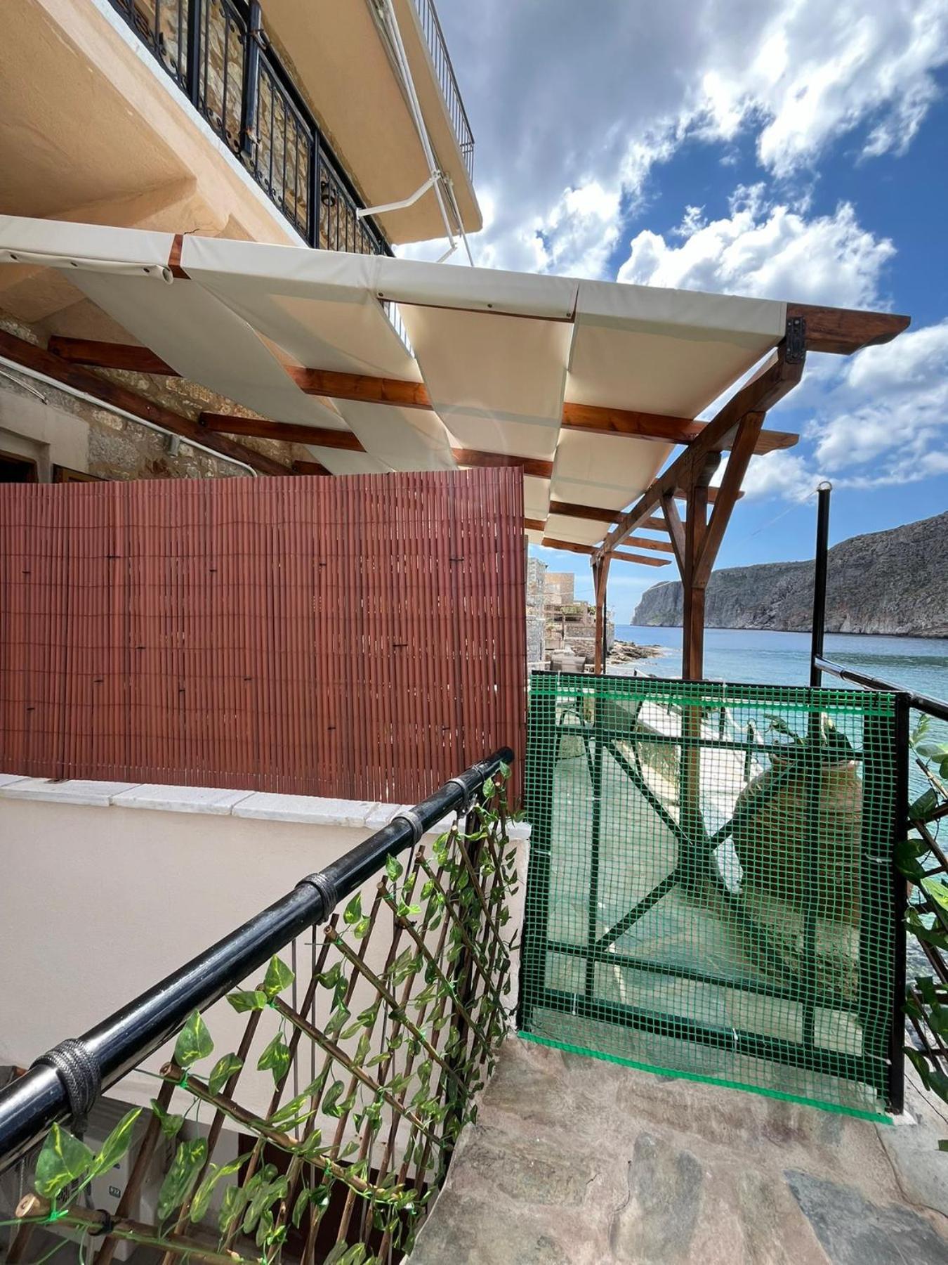 Milopetra Villa Yerolimin Exterior foto